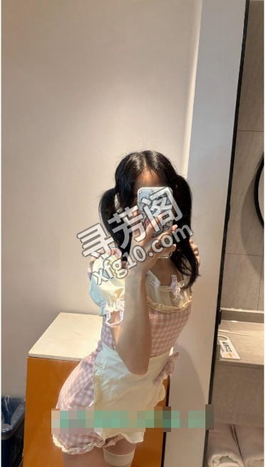 海珠区萝莉 地方 江泰路地铁站 年龄 24 颜值： 8 700-45分钟1q，1300/90分钟1q 2