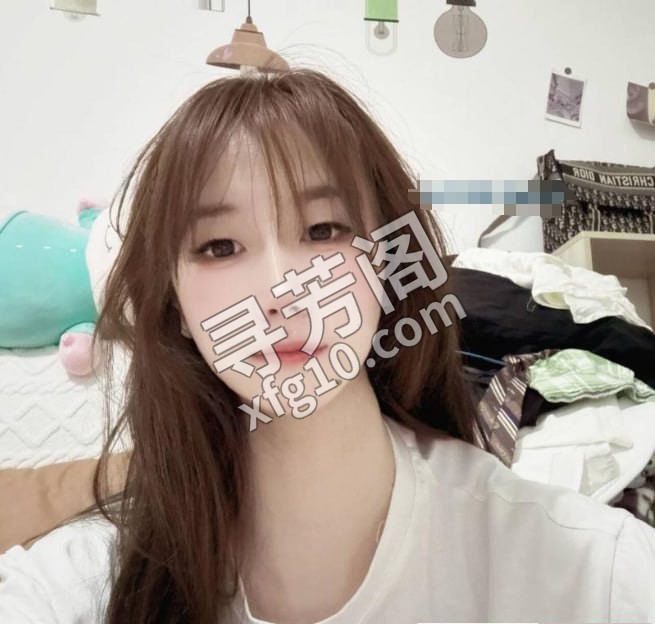 广州荔湾思敏 地方 年龄 25岁-30岁 颜值： 6分 600 项目 鸳鸯浴，口爆，丝袜，69，漫游，情趣内衣 2