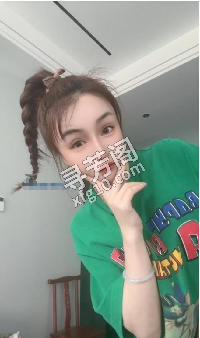 性感美女程程 位置 几岁 25岁-30岁 颜值＝ 6分 费用明细 600 项目 深喉，鸳鸯浴，胸推，口爆 2