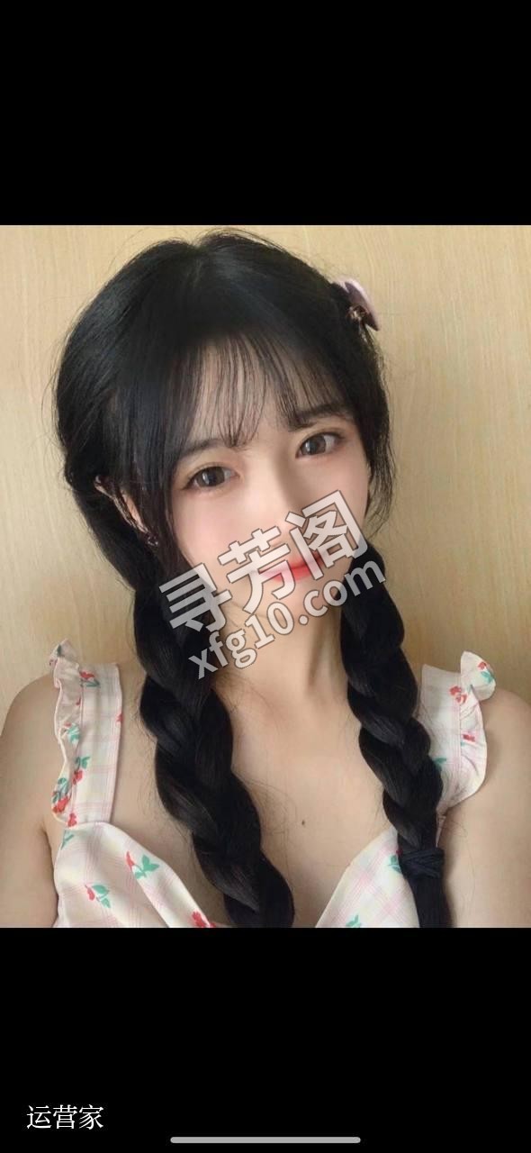 黄金城道全裸4推 有需要的/ 私聊 价格： 类型： 4T原价998 开业大酬宾只要398 三人行 378元 3
