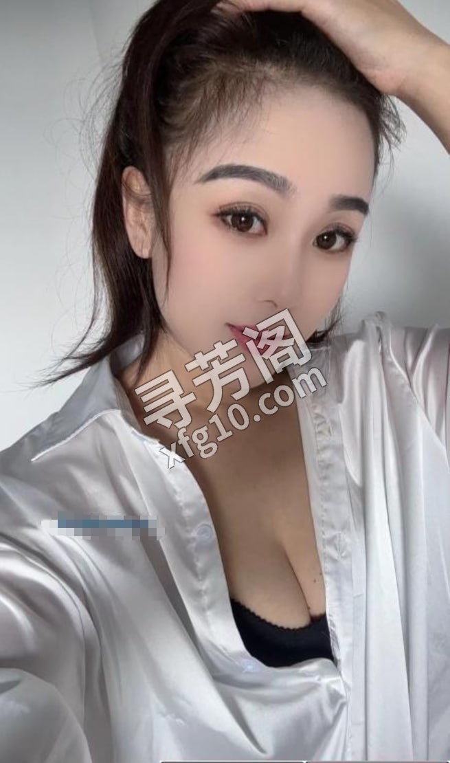 三元里婉儿 位置 几岁 25岁-30岁 颜值＝ 6分 费用明细 400 项目 陪浴，舌吻，调情，胸推，臀推 2