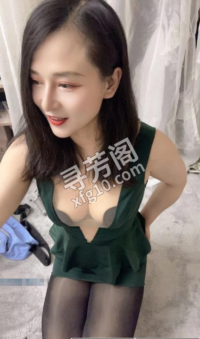 建邺南湖小少妇 位置 几岁 25岁-30岁 颜值＝ 6分 费用明细 600 项目 陪浴，无T口，胸推，臀推 2