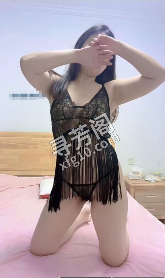二涮秦淮美少妇 位置 几岁 30岁-40岁 颜值＝ 6分 费用明细 500 项目 胸推 臀推 69 毒龙 2
