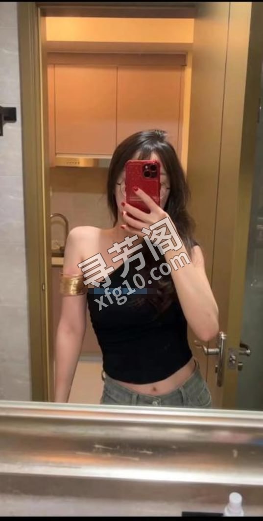 佛山长腿小姐姐 位置 几岁 25岁-30岁 颜值＝ 6分 费用明细 500 项目 鸳鸯浴，调情，69，kiss 3