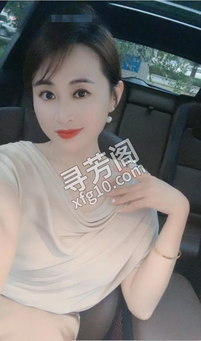 禅城骚御姐 位置 几岁 25岁-30岁 颜值＝ 6分 费用明细 600 项目 胸推，口活，啪啪，鸳鸯浴 地球号 2