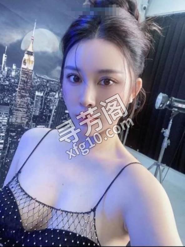 杭州兔子 位置 几岁 25岁-30岁 颜值＝ 7分 费用明细 1000 项目 毒龙，kiss，吸蛋，做，sm 号 2