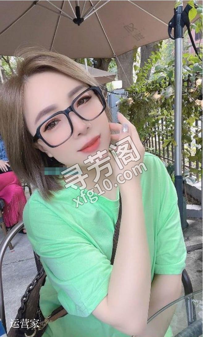 轻熟眼镜姐姐 地方 年龄 25岁-30岁 颜值： 6分 400 项目 鸳鸯浴，口，环游，刮痧，舌吻，毒龙，69 4