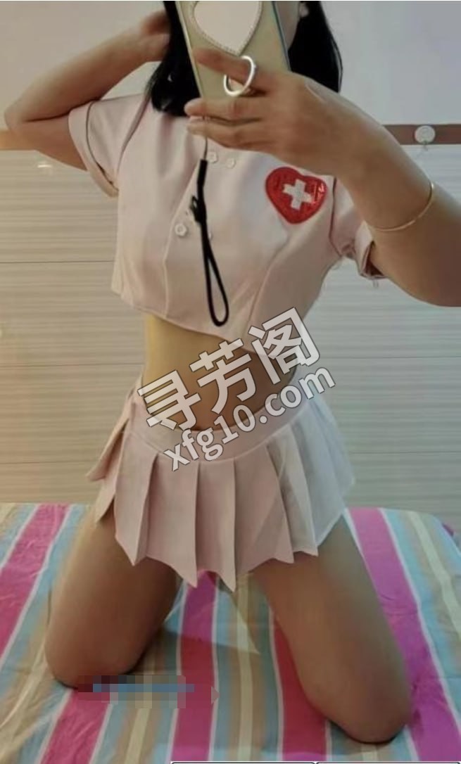 白云三里元悠悠 位置 几岁 25岁-30岁 颜值＝ 6分 费用明细 600 项目 道具调情 spa按摩 吹箫 3