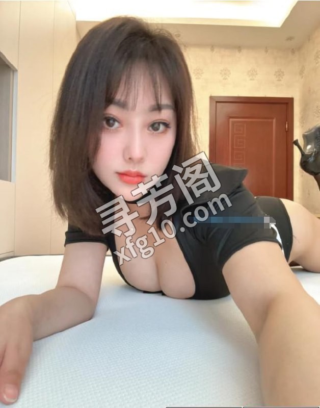 丰乳翘臀饥渴人妻 位置 几岁 20岁-25岁 颜值＝ 8分 费用明细 600 项目 调情 舌吻，口吹 2