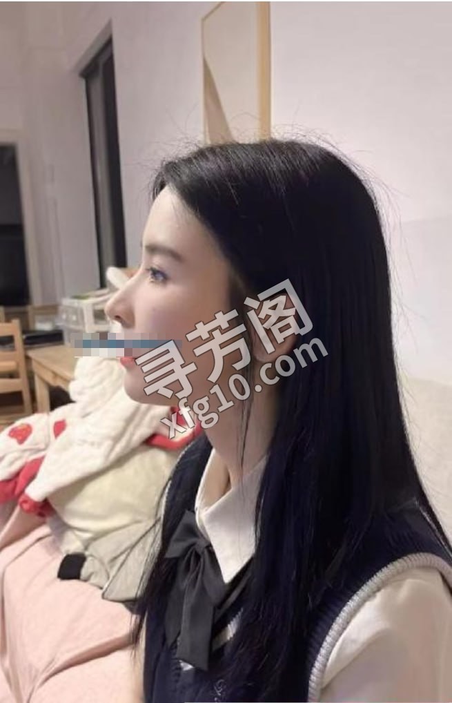 沐小七颜值＝身材好 位置 几岁 25岁-30岁 颜值＝ 6分 费用明细 800 项目 鸳鸯浴，69，服装，口 2