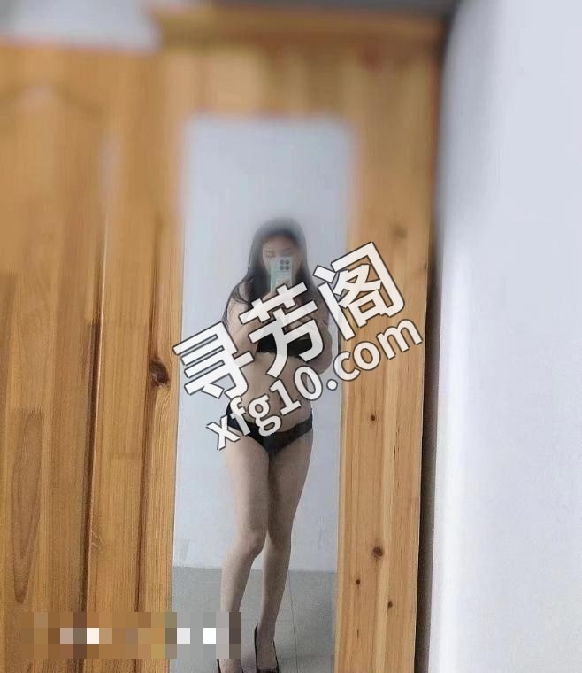 普陀肥臀肉体人妻 3