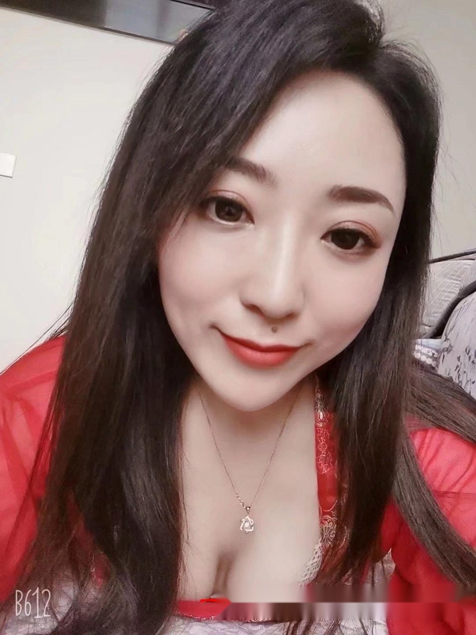 浦东胸大活好 小姐姐自己住，公寓，很安全 2