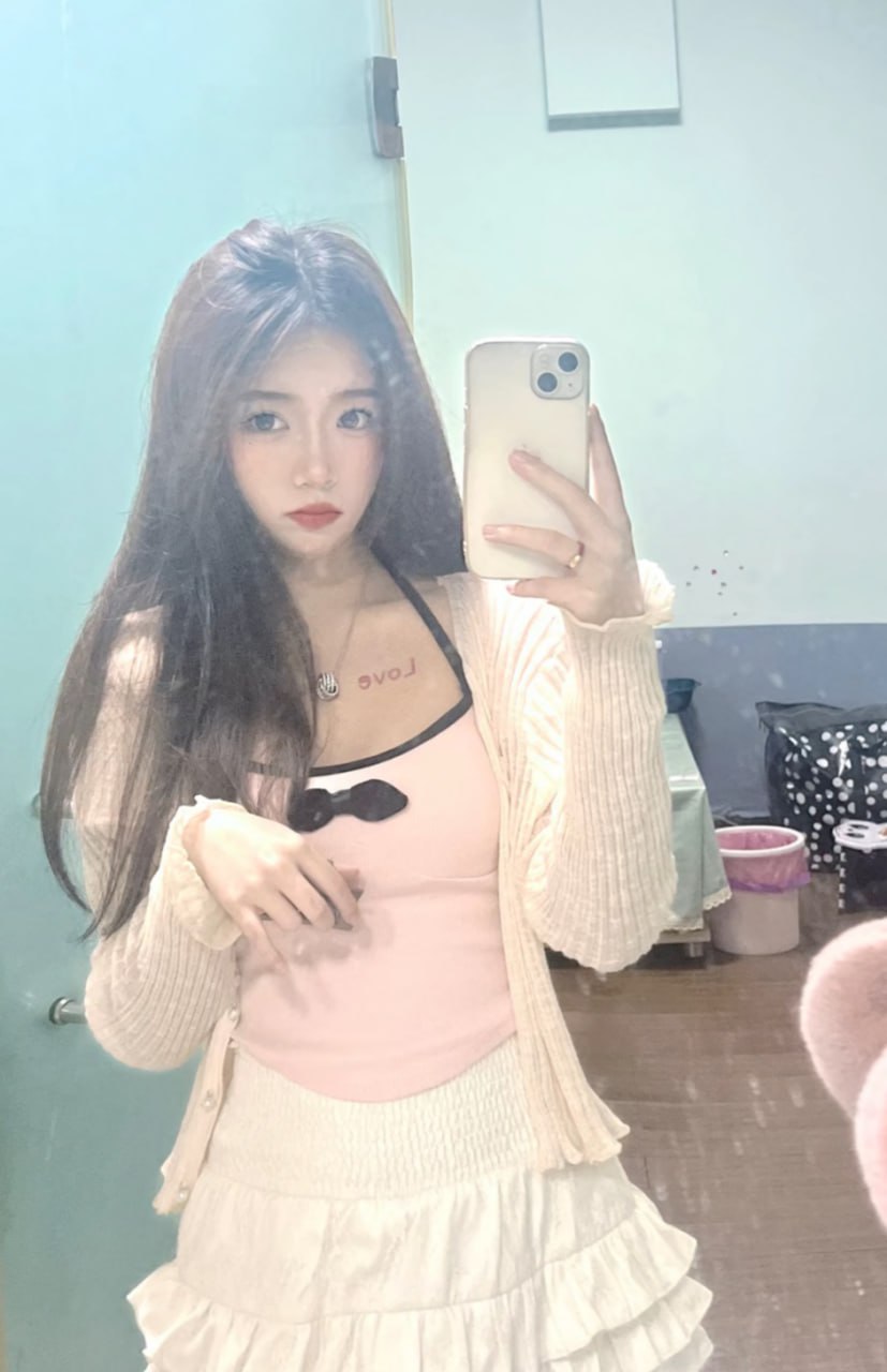 超会玩得00后嫩妹 8