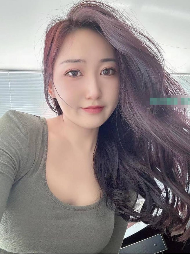 体验性欲旺盛的姐姐 2