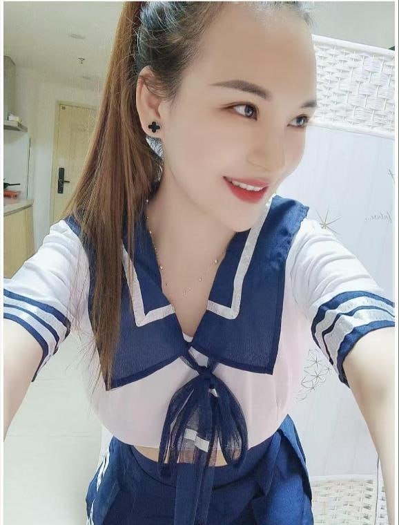 制服御姐圆圆 4