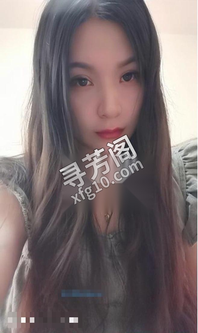 汉口火车站娇小女人 2