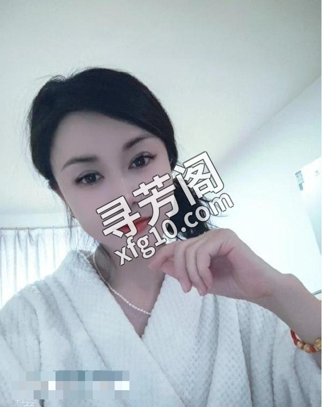 项目态度很好的小姐姐 2