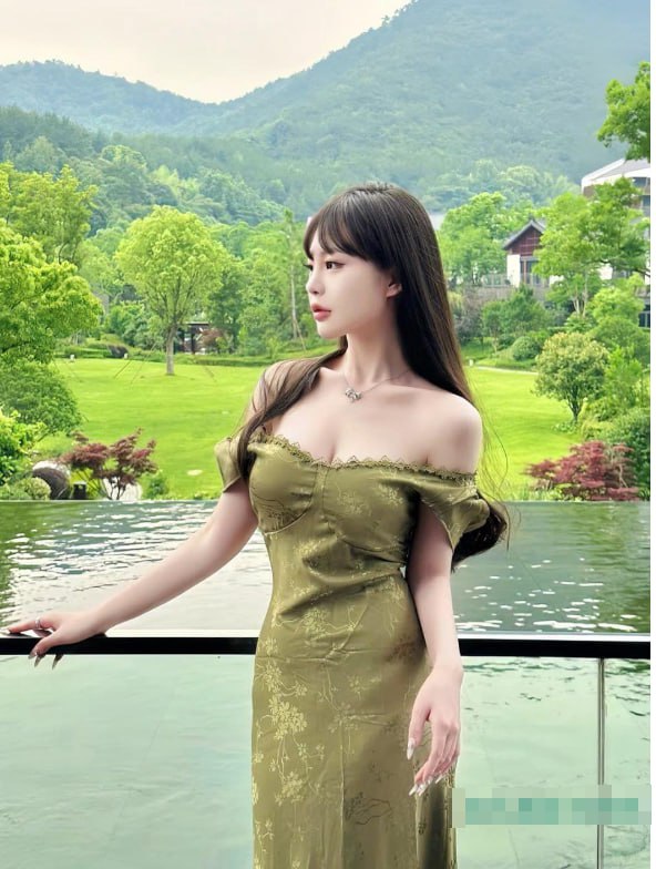 超级名媛白嫩大长腿 2
