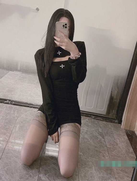 风韵犹存的气质御姐 2