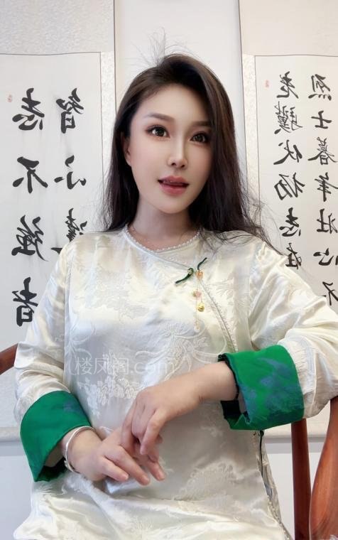特服淫女骚优优 3