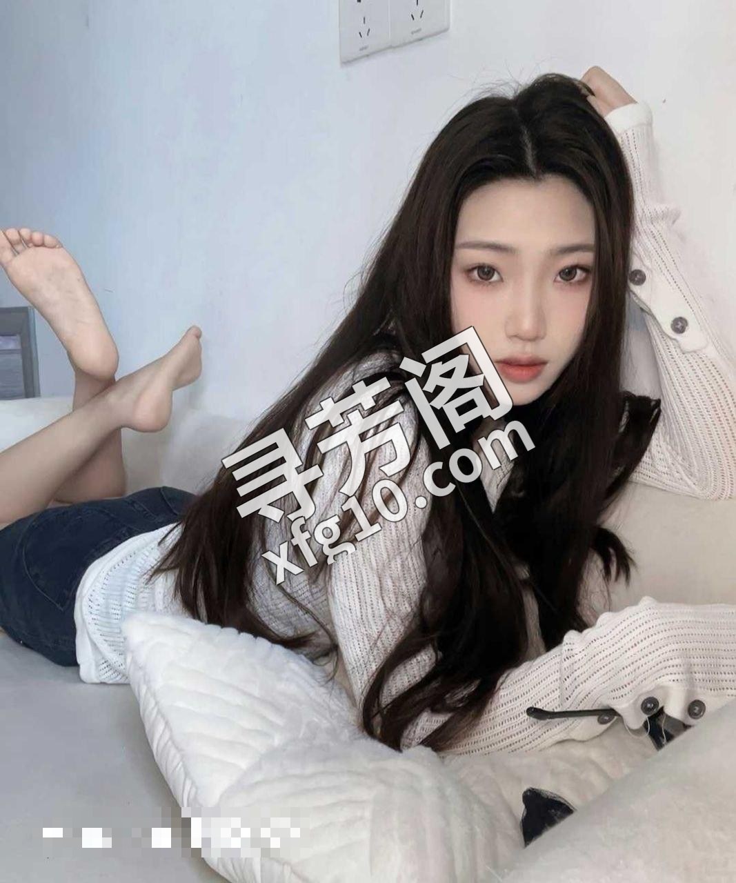 满性感翘臀美女 2