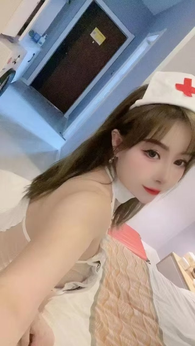 制服诱惑骚货 2