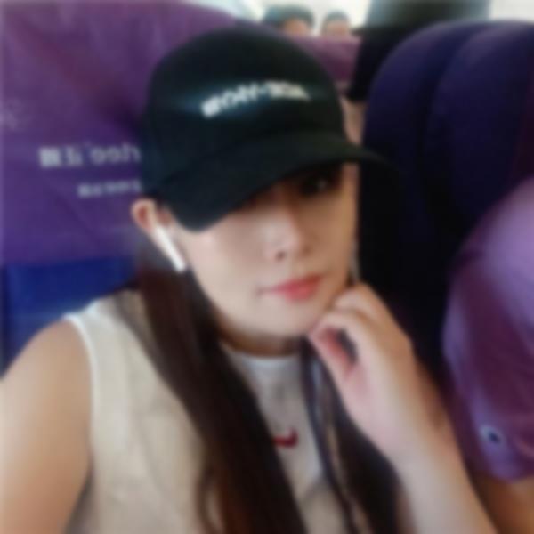 在无锡新吴区，一位丰臀肥乳的熟女正赤裸着 2