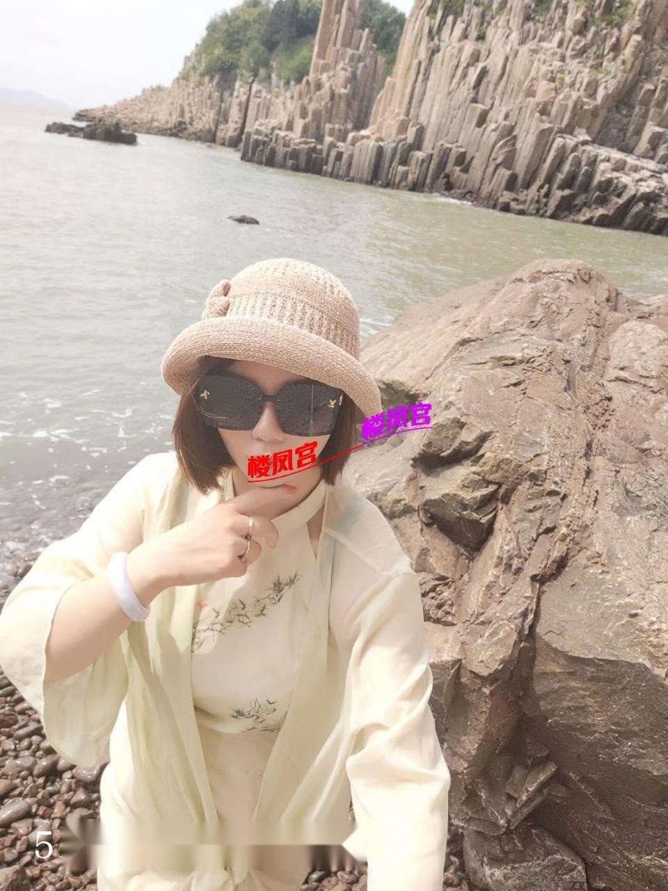 姑苏润达新村藏着位饥渴熟妇 她那肥美骚穴 2