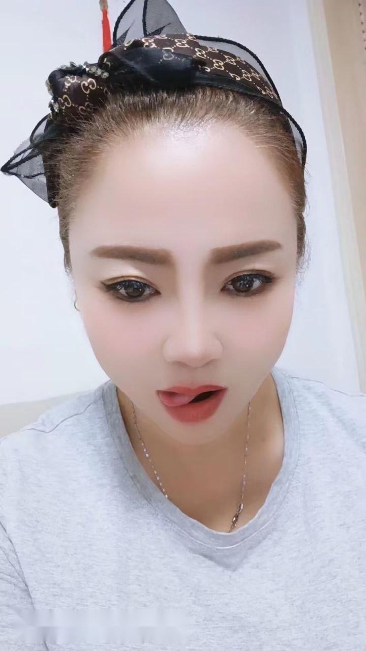 潍坊昌邑东北大胸熟妇藏在老小楼凤 3