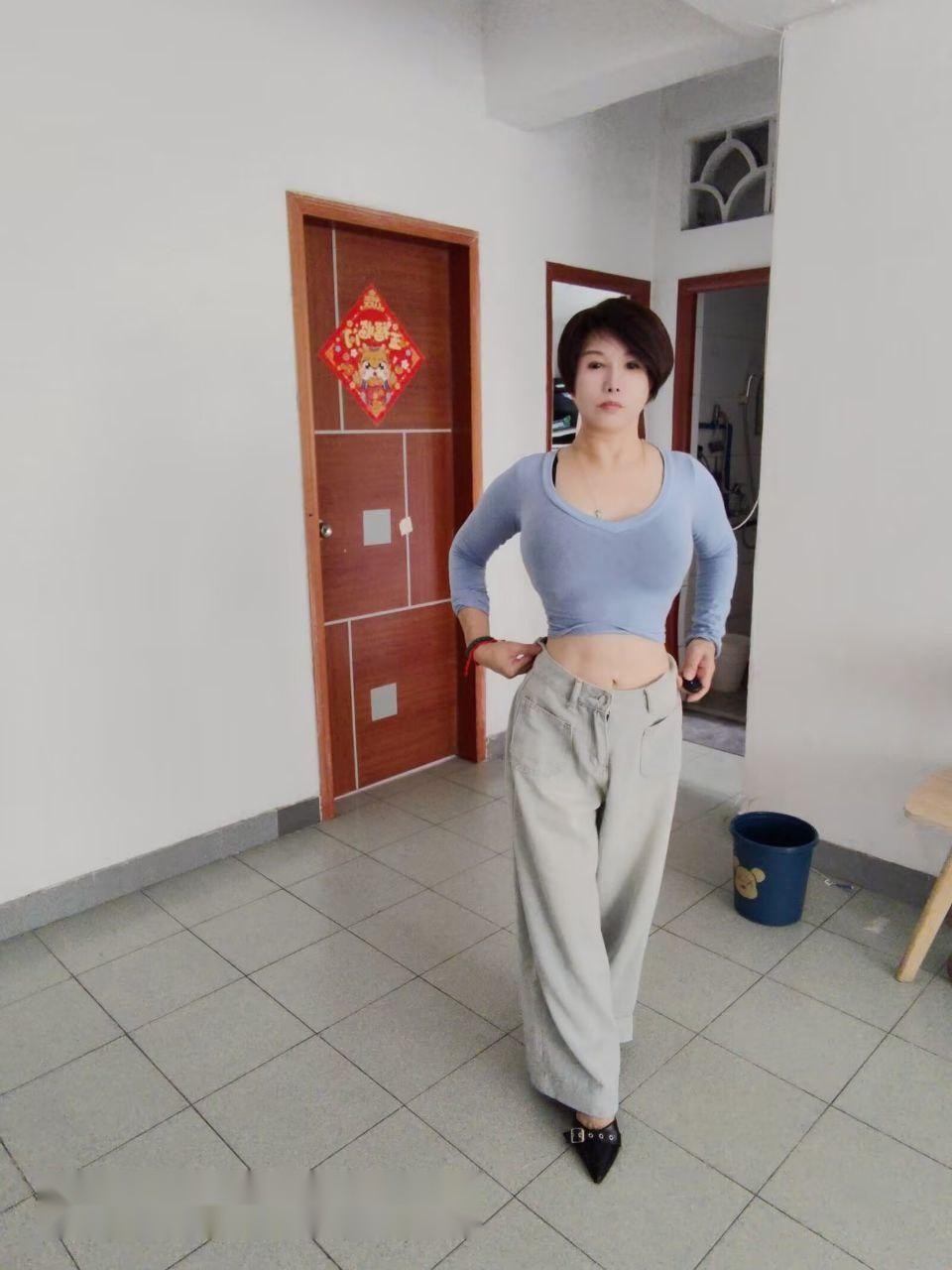 广州晓港的玉兰是个极会撩人的熟女，丰满身 4