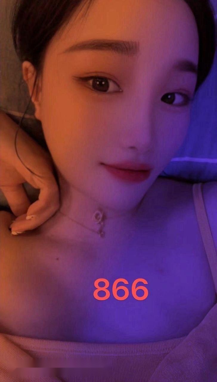 佛山专业美女中介平台，专注高端少妇服务。 3