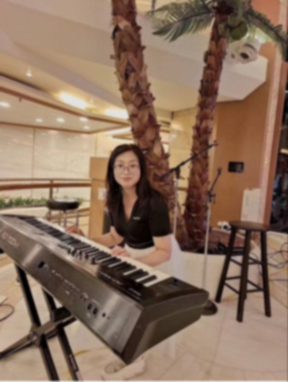 本少亲测过一位三十多岁的熟女，价格亲民却 3