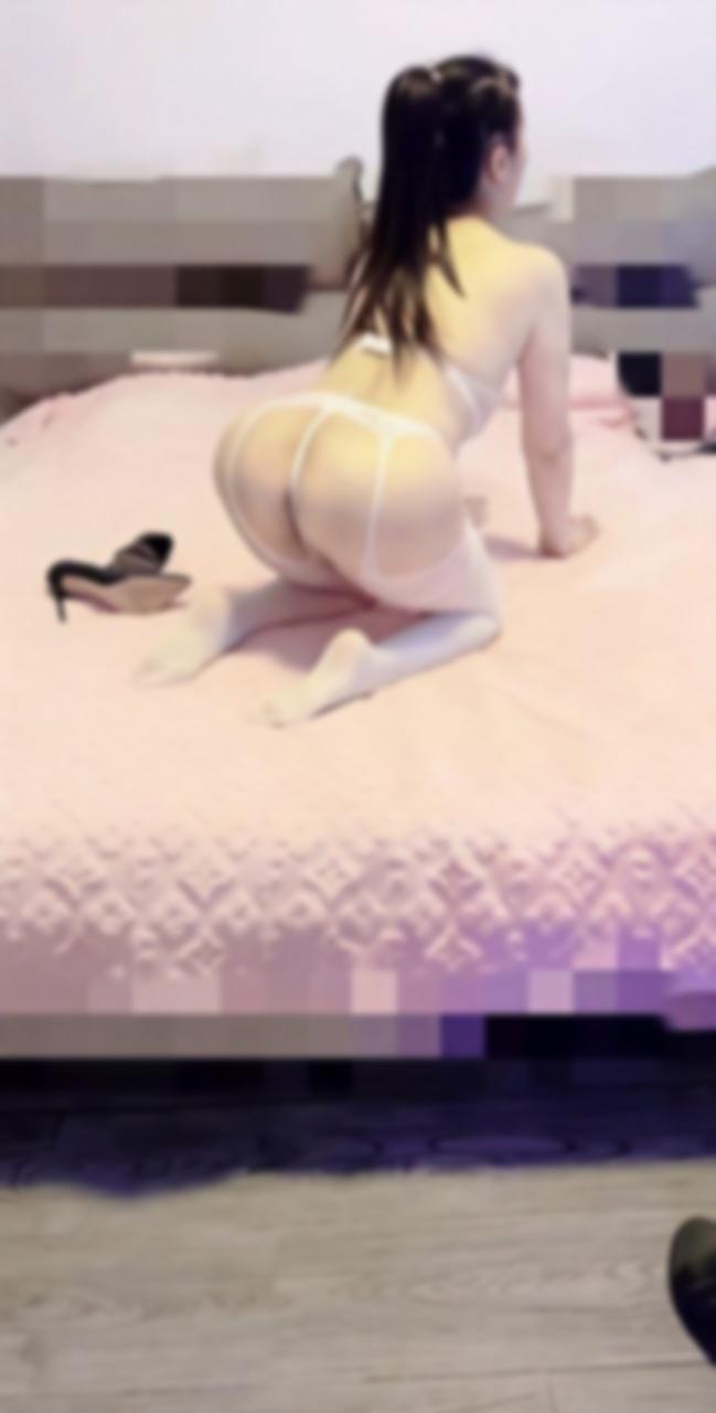 南京鼓楼一对熟女双飞，38岁左右，身高1 2