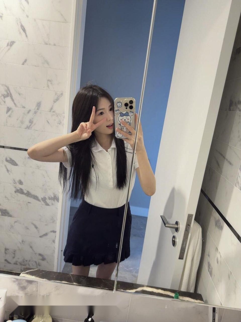 北京的这位妹子，脸蛋清纯得像没长大的小姑 2