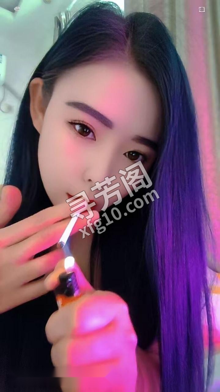 昆山花桥地铁站附近，一位风骚熟女正等你上门 5